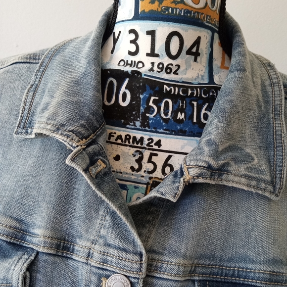 maurices XL Light Sandblast Denim Jacket - Picture 4 of 17